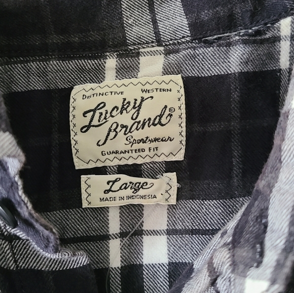 SALE!! Lucky Brand Plaid Button Down Shirt - Picture 2 of 3